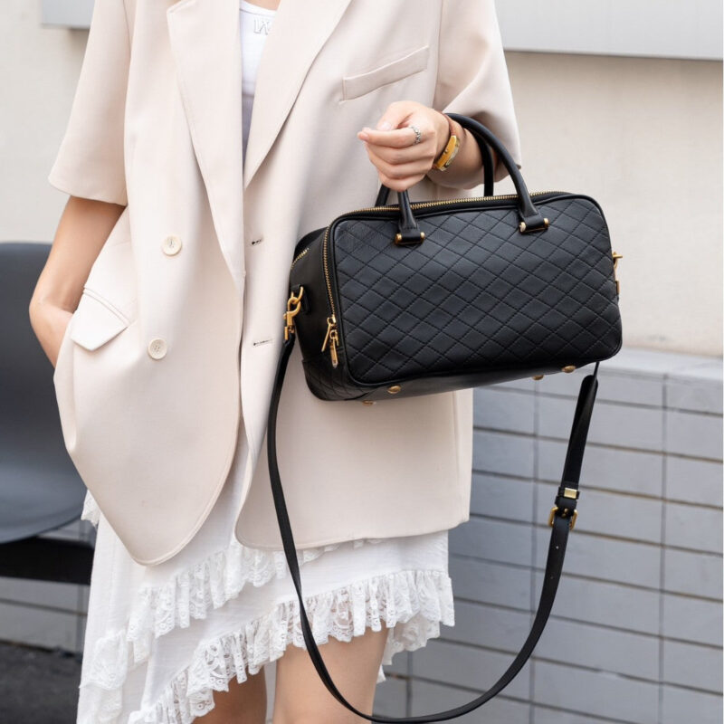 Olende Xiana Crossbody Bag - Image 2